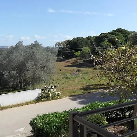 Ξενοδοχείο με διαμερίσματα Algarve Gardens Αλμπουφέιρα