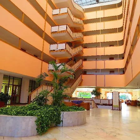 Algarve Gardens