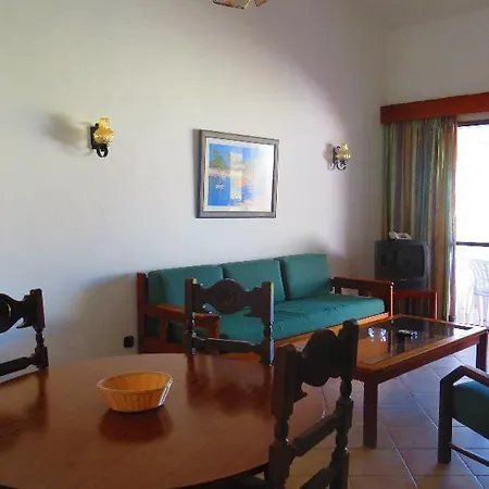 Algarve Gardens Ξενοδοχείο με διαμερίσματα Αλμπουφέιρα