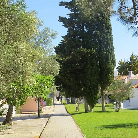 Algarve Gardens 3* Αλμπουφέιρα